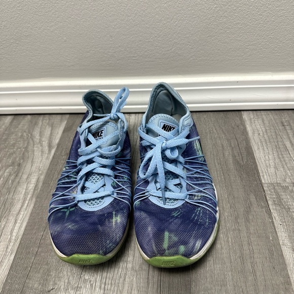 Nike blue sneakers, size 7 - Picture 1 of 4